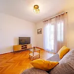 Zalaz Sunca Apartament
