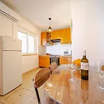 Zalaz Sunca Apartment *