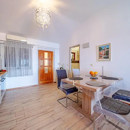 Zalaz Sunca * Blato (Korcula)