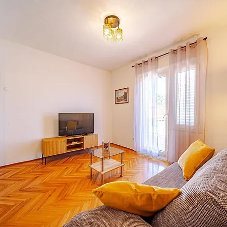 Zalaz Sunca Apartament