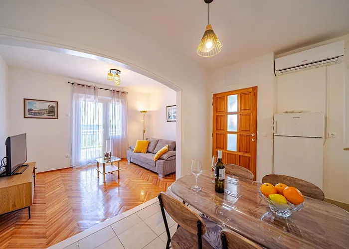 Zalaz Sunca Appartamento